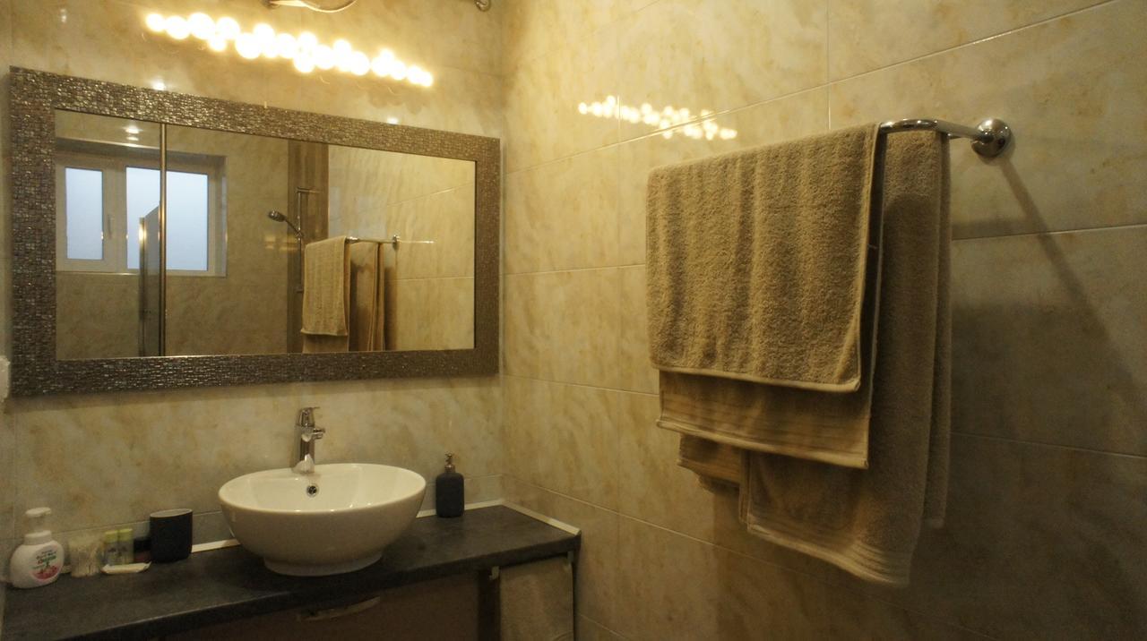 Guest Apartment Monarch Smoljan Esterno foto